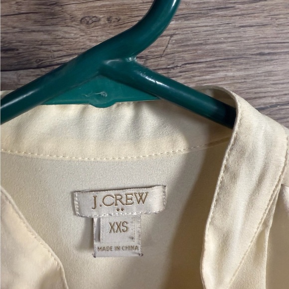 J. Crew Cream Blouse with Stand-Up Collar and Elegant Pleats - Picture 4 of 5